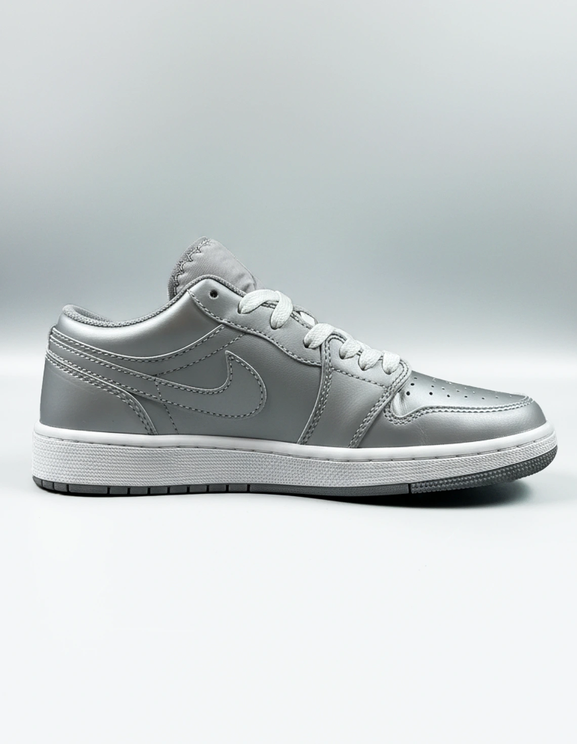 کتونی روزانه زنانه نایک Nike Air Jordan 1 Low LX W
