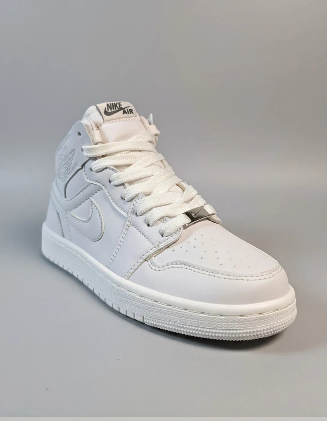 کتونی روزانه زنانه نایک Nike Air Jordan 1 Mid Shadow W