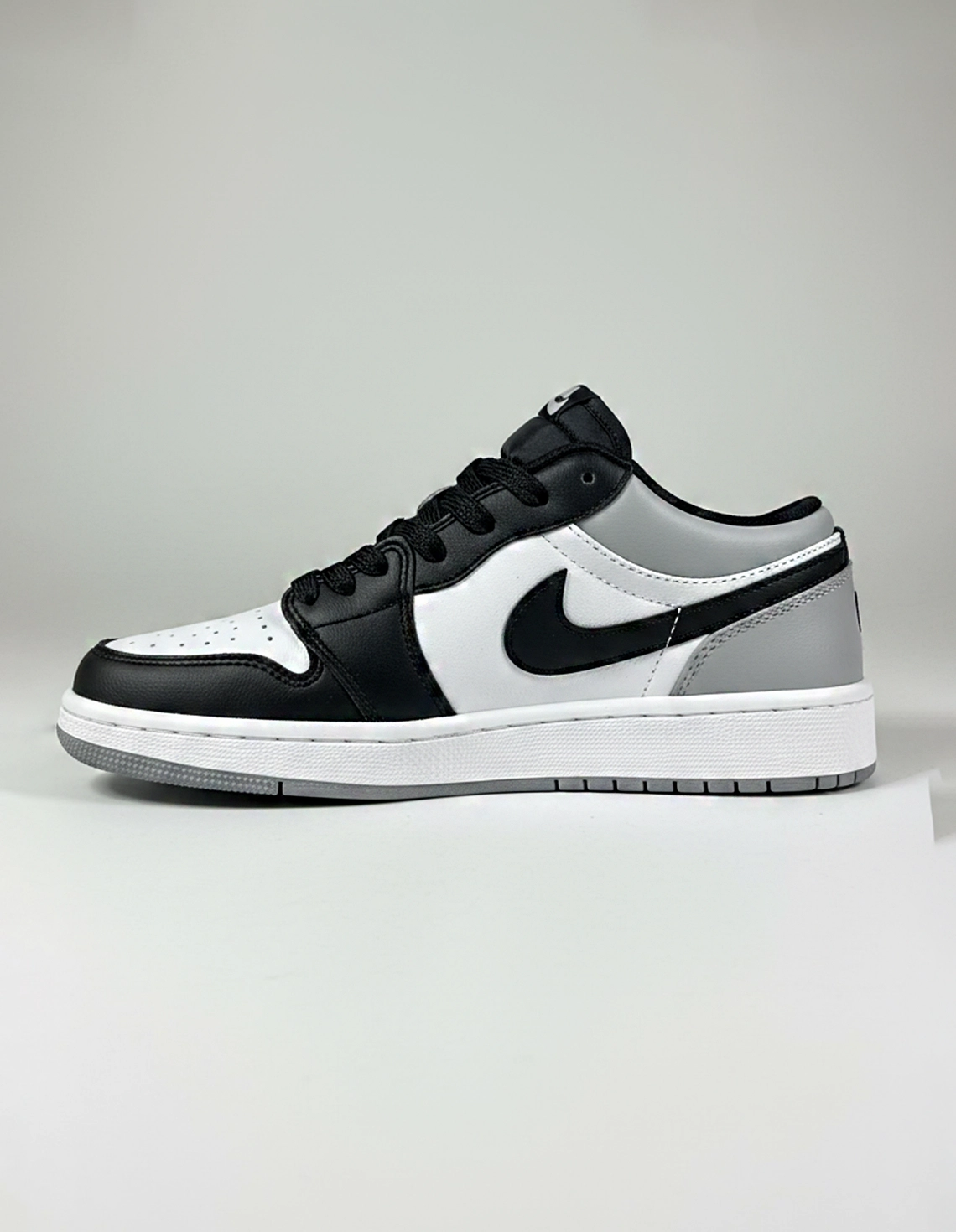 کتونی روزانه زنانه نایک Nike Air Jordan 1 Low LX W