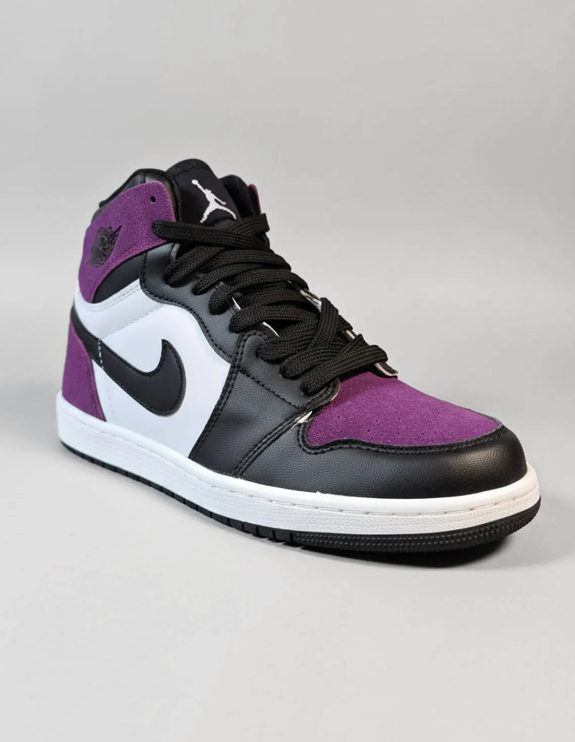 کتونی روزانه مردانه نایک Nike Air Jordan 1 Retro Og M
