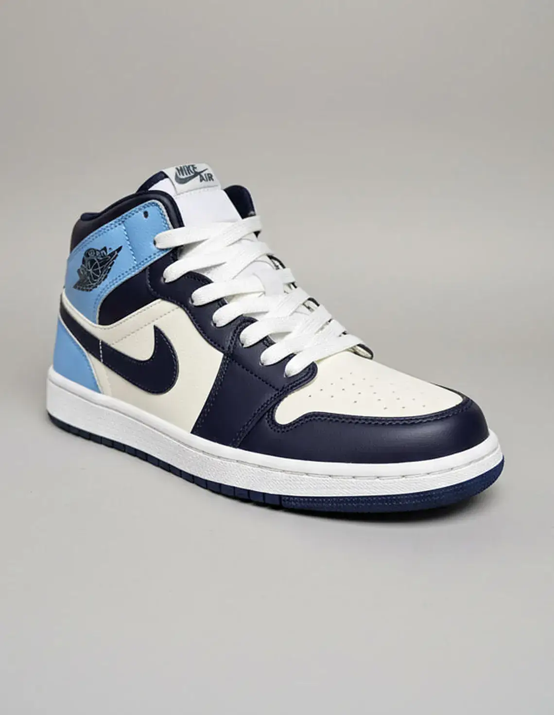 کتونی روزانه مردانه نایک Nike Air Jordan 1 Mid Dark M