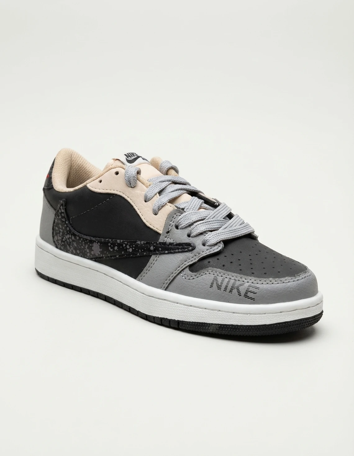 کتونی روزانه زنانه نایک Nike Jordan 1 Low Travis Scott W