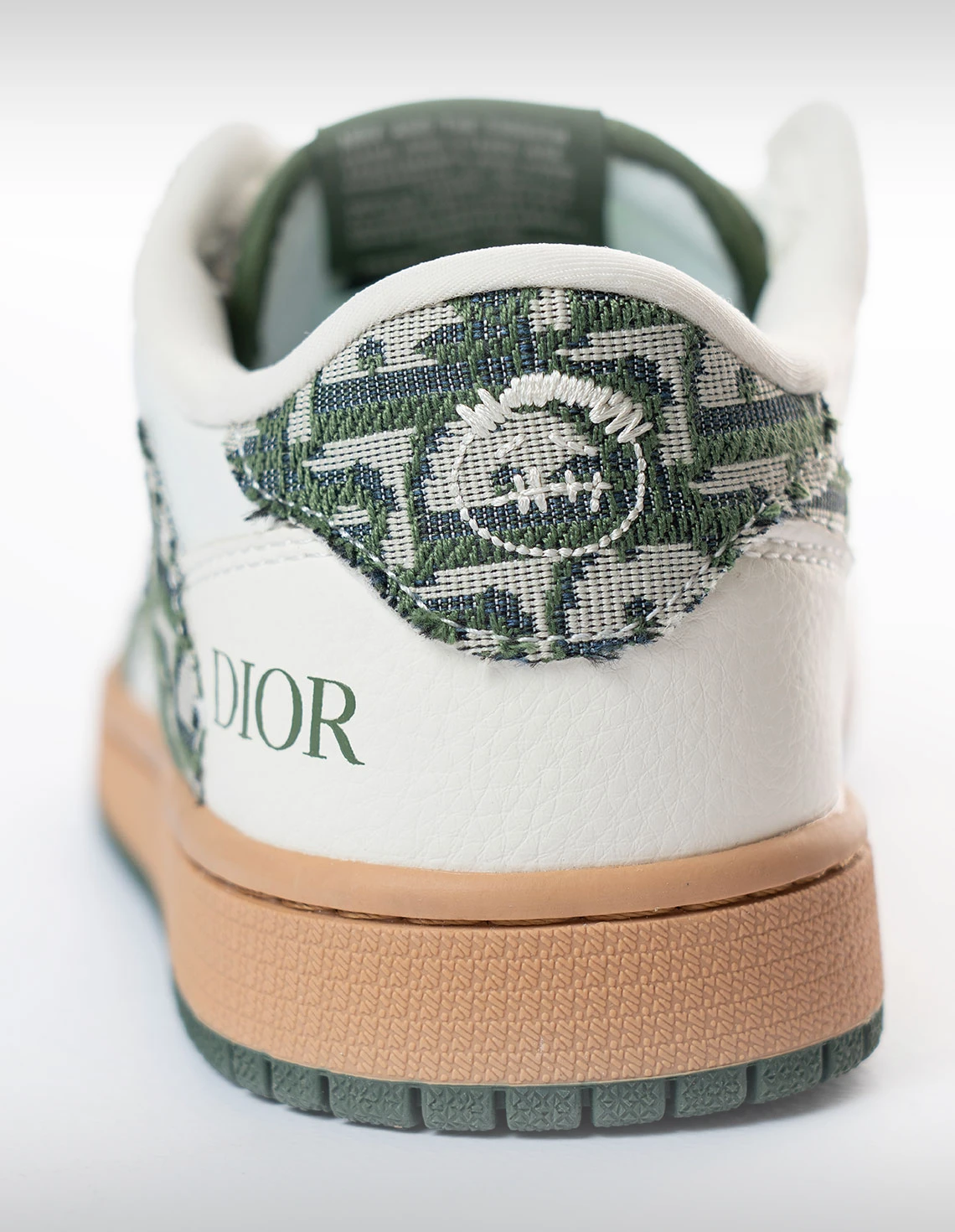کتونی روزانه مردانه نایک Nike Air Jordan 1 Travis Scott  Dior M