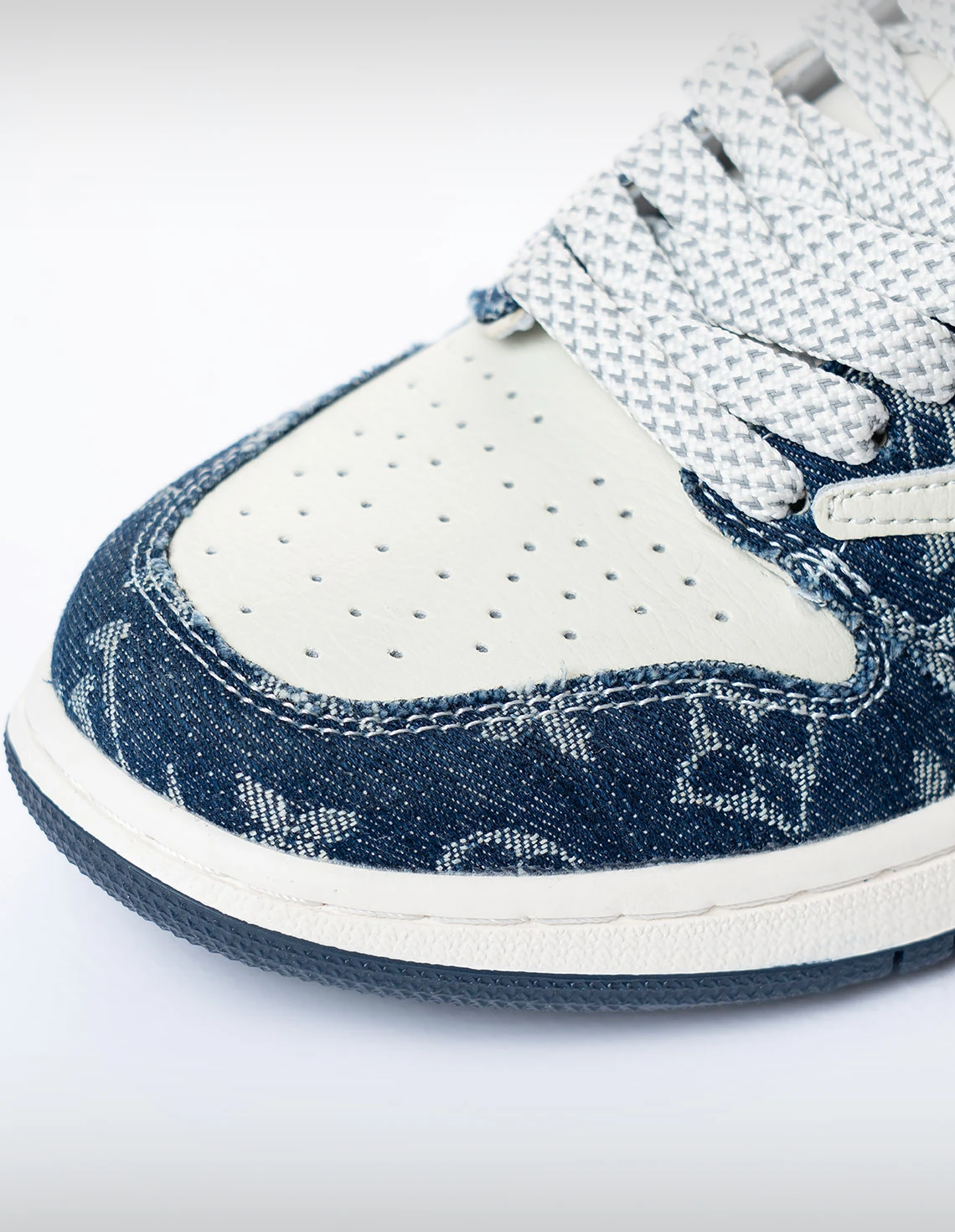 کتونی روزانه مردانه نایک Nike Air Jordan 1 LV High OG M