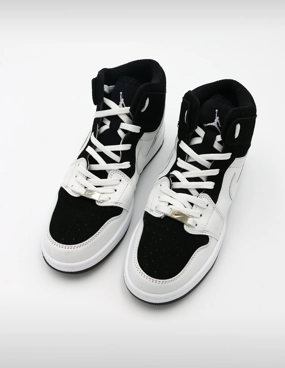 کتونی روزانه مردانه نایک Nike Air Jordan 1 Mid Dark M